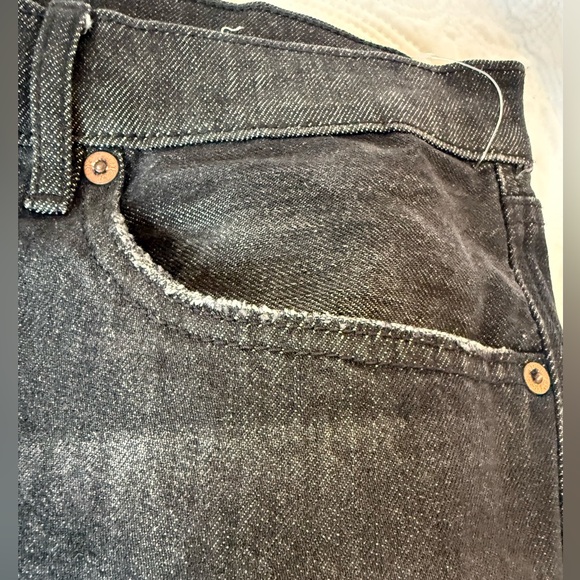 American Eagle Outfitters Women's High Rise Black Mom Jeans Size 18 - Picture 14 of 15